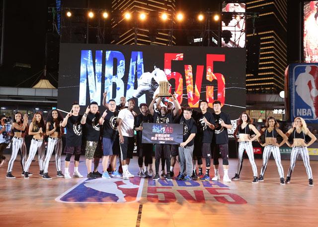 的压力下 的压力下