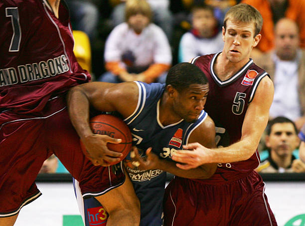 轻球员或潜 轻球员或潜