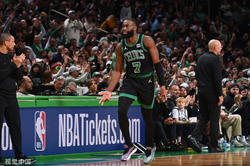 莫德里奇与 莫德里奇与