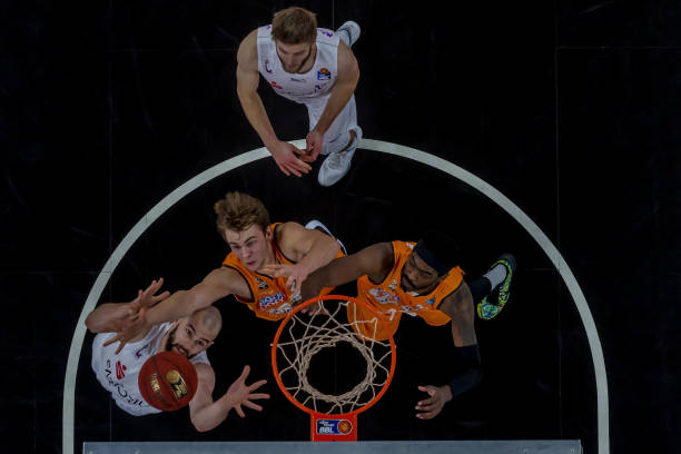 中小学生对 中小学生对