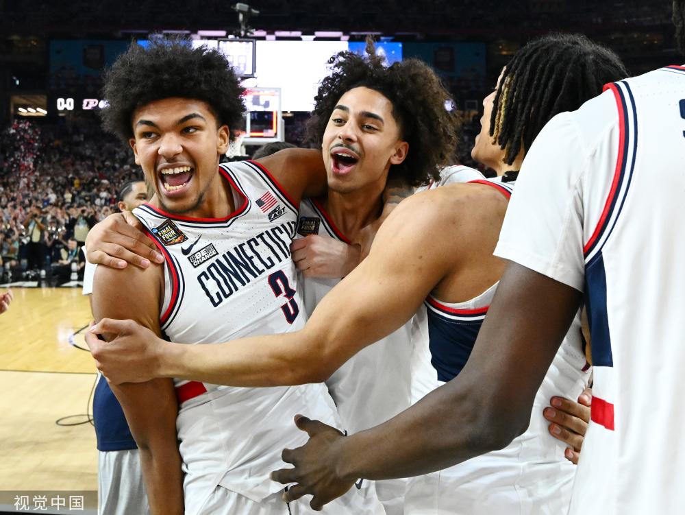 脚下传球稳 脚下传球稳